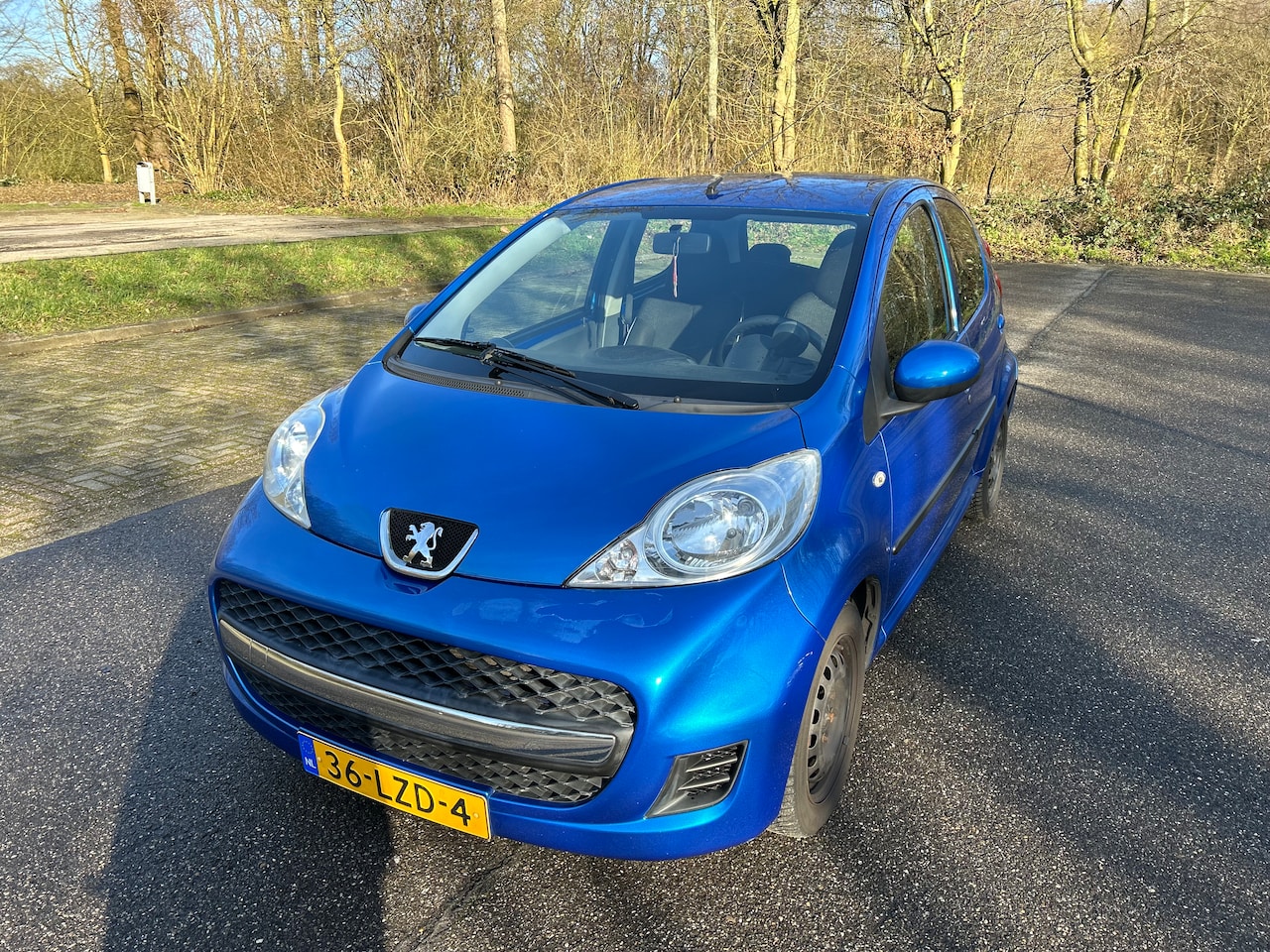 Peugeot 107 - 1.0-12V Sublime - AutoWereld.nl