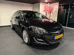 Opel Astra - 1.4 Turbo Cosmo LEDER/NAVI/TREKHAAK