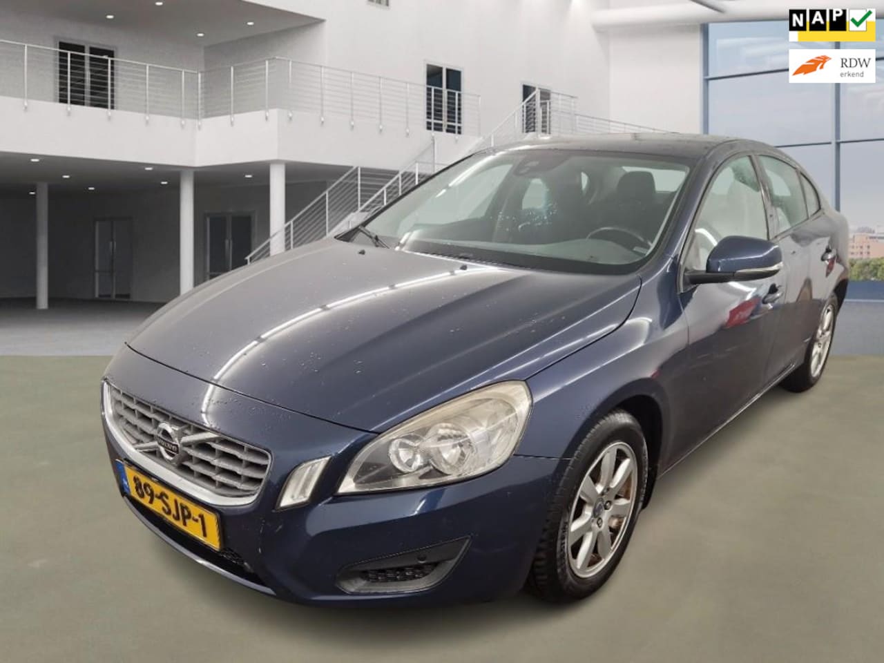 Volvo S60 - 2.0 D3 Kinetic EXPORT - AutoWereld.nl