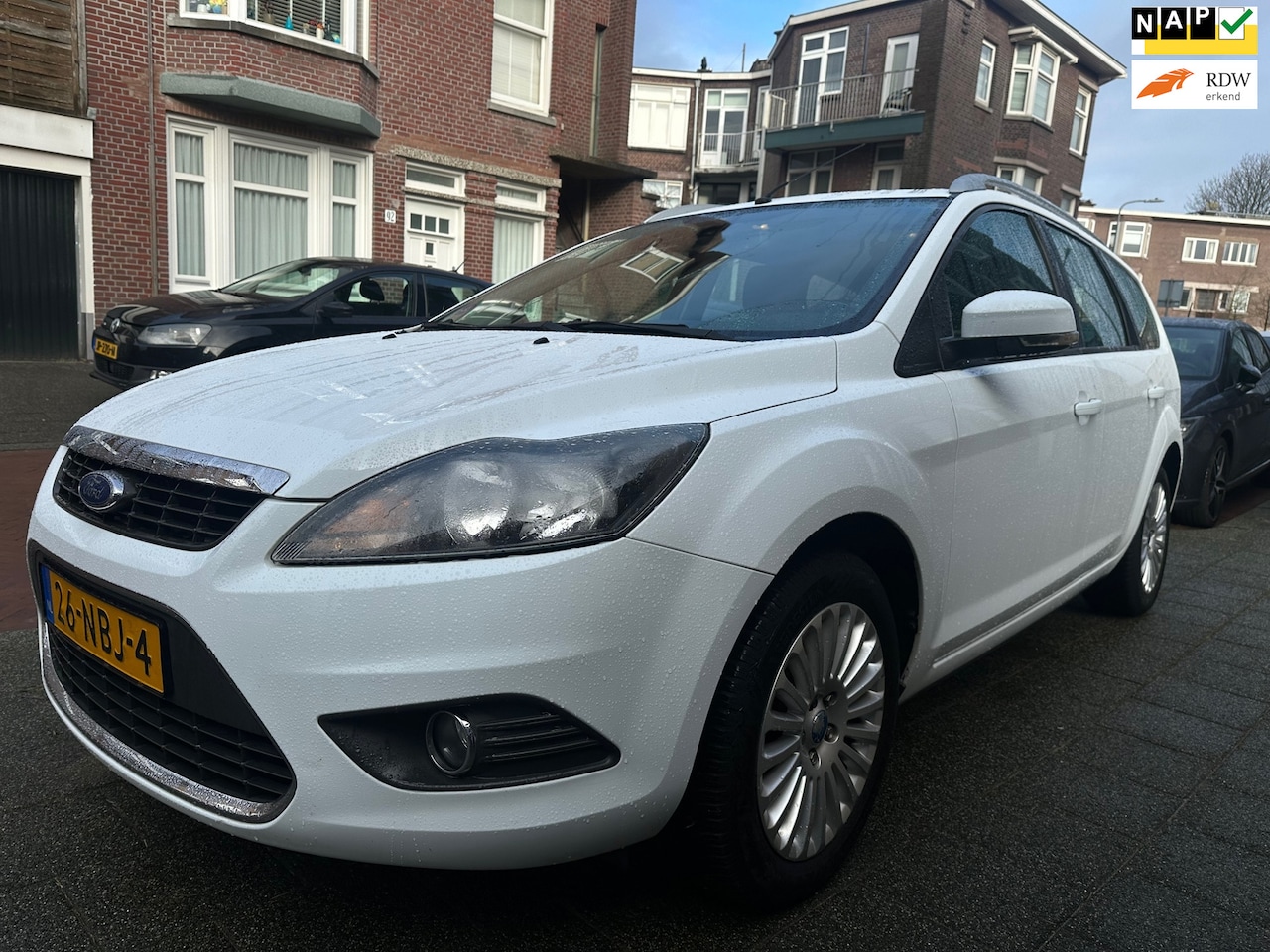 Ford Focus Wagon - 1.8 Limited CarPlay Navi Cruise PDC LMV Nette Auto - AutoWereld.nl