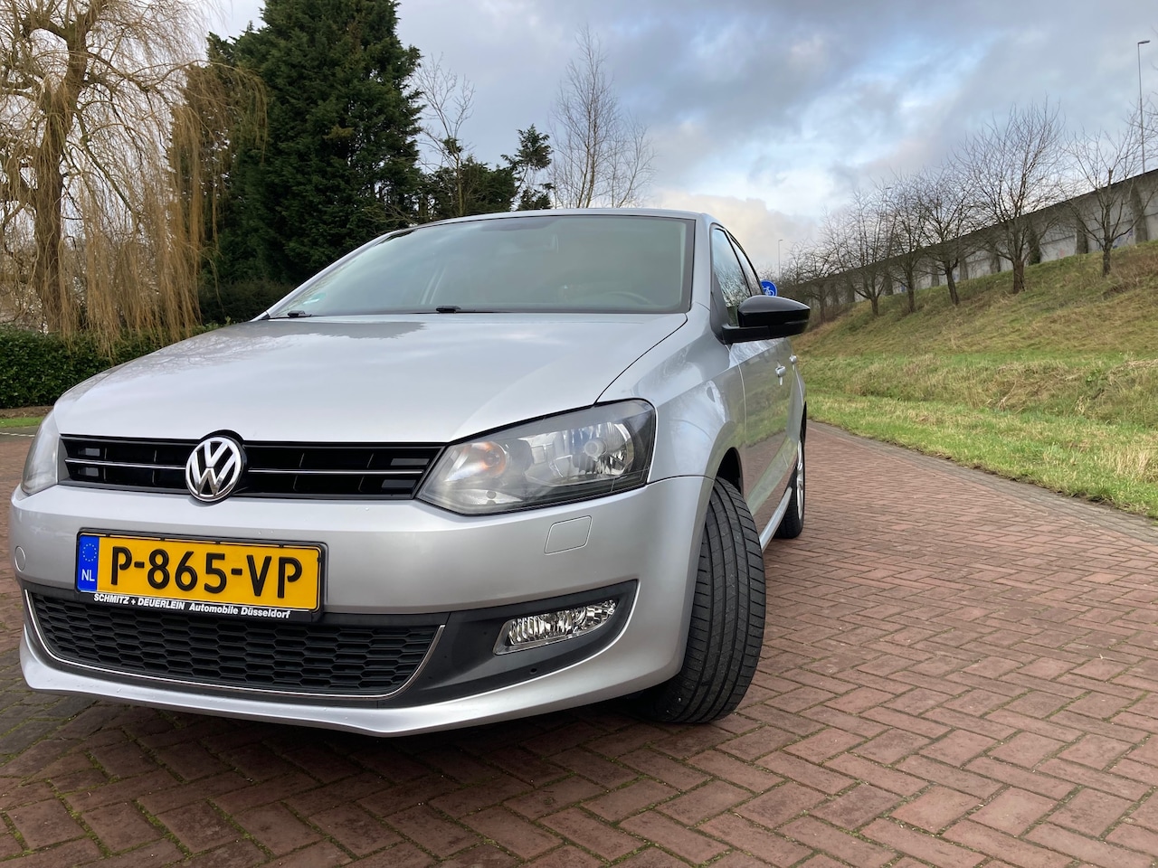 Volkswagen Polo - 1.2 Easyline 2012, Clim. Cont., Cruise, Parkeersensoren, winter pakket, net onderhoud gehad - AutoWereld.nl