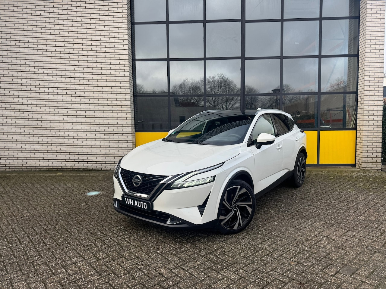 Nissan Qashqai - 1.3 MHEV Xtronic Tekna Plus 1.3 MHEV Xtronic Tekna Plus, trekhaak, leer, stoel, stuur en voorruit verwarming - AutoWereld.nl