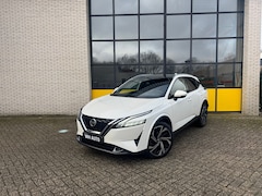 Nissan Qashqai - 1.3 MHEV Xtronic Tekna Plus, trekhaak, leer, stoel, stuur en voorruit verwarming