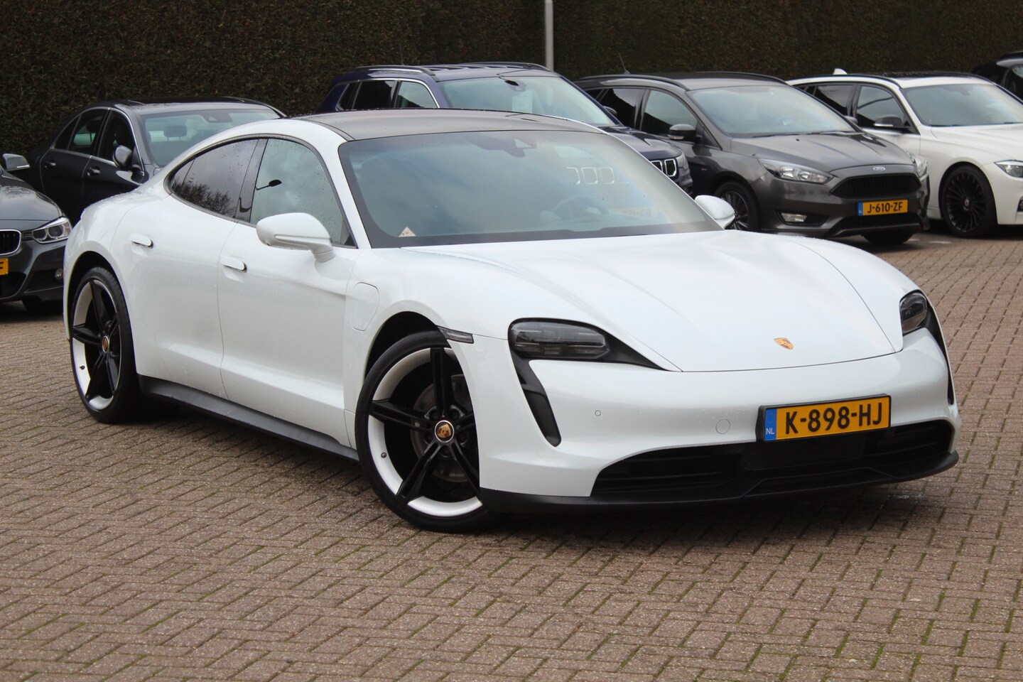 Porsche Taycan - 4S 79 kWh / Panoramadak / 360Camera / Sportchrono / Luxe Leder / Bose / Warmtepomp / Dodeh - AutoWereld.nl