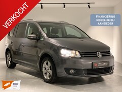 Volkswagen Touran - 1.4 TSI Highline 7p. Full option