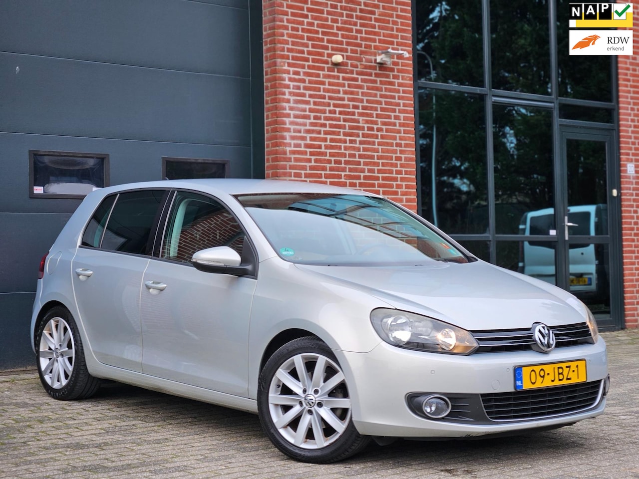 Volkswagen Golf - 1.4 TSI Highline Airco|Navi|Cruise|Pdc|Lmv|Nap|Boekjes - AutoWereld.nl