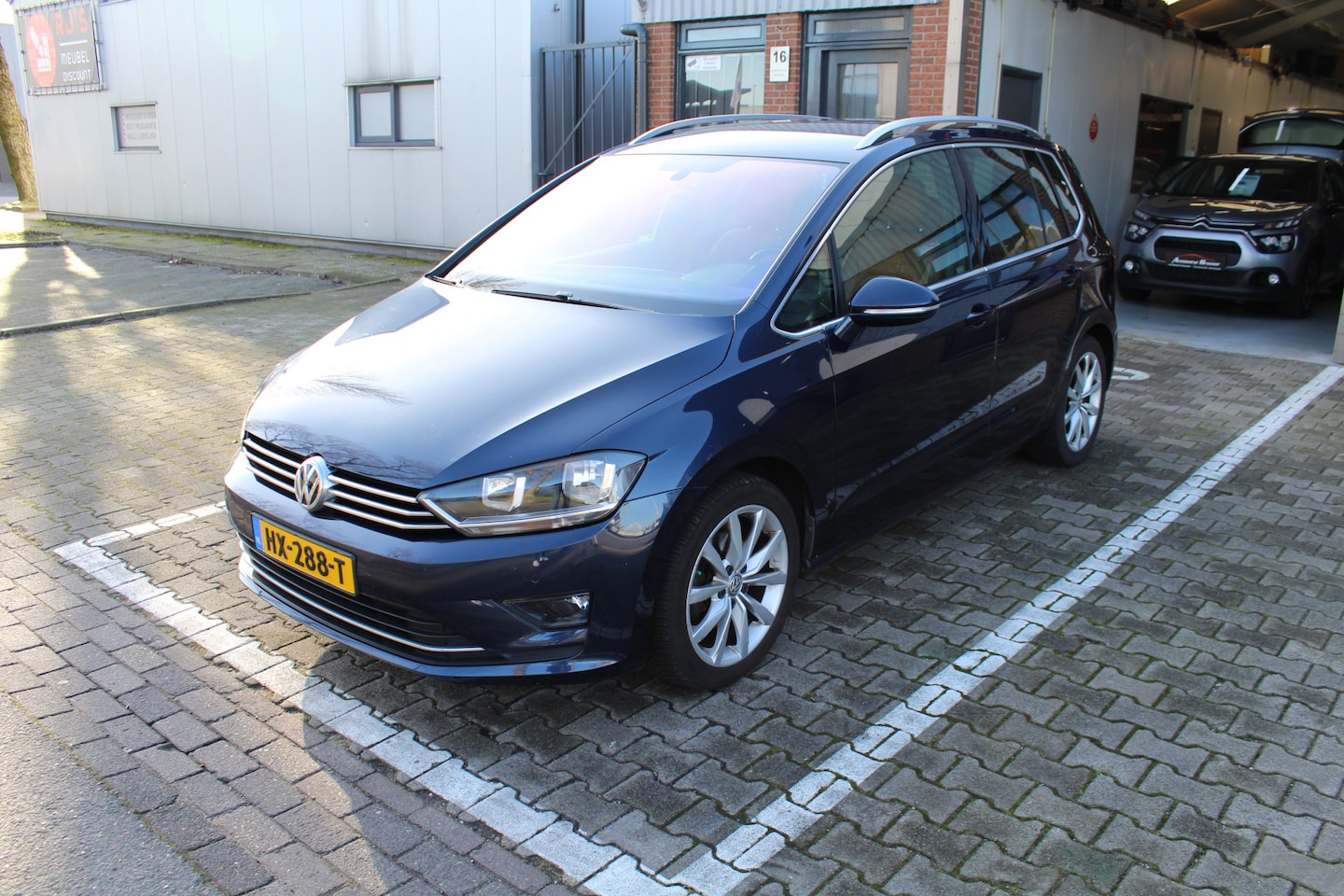 Volkswagen Golf Sportsvan - Automaat 1.4 TSI Business Edition trekhaak  Apple Carplay / Android - AutoWereld.nl