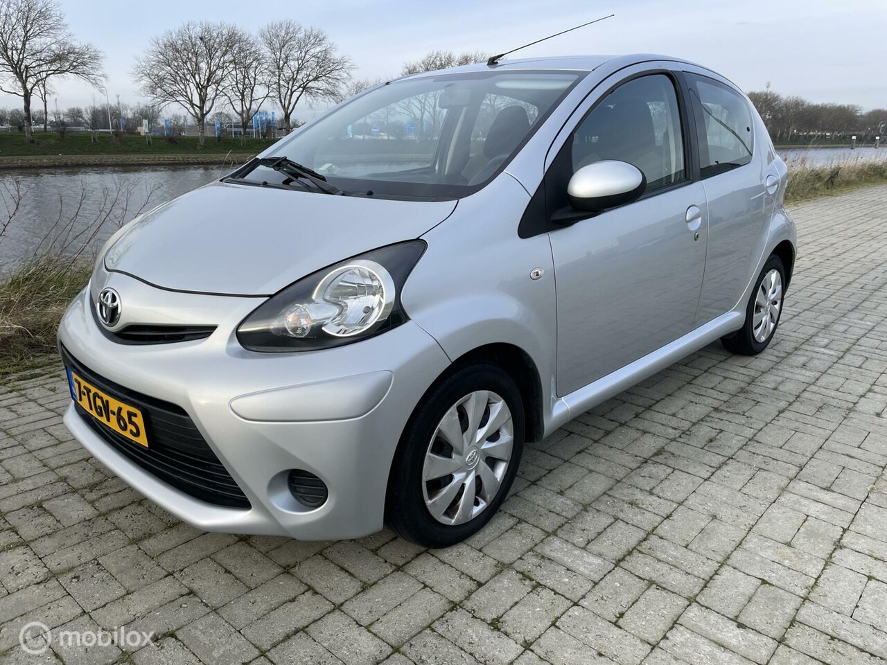 Toyota Aygo - 1.0 VVT-i Aspiration 1.0 VVT-i Aspiration - AutoWereld.nl