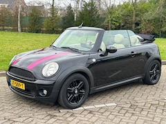 MINI Cabrio - 1.6 Cooper Chili 2009 leer PDC Stoelverwarming 6-bak Sportieve auto