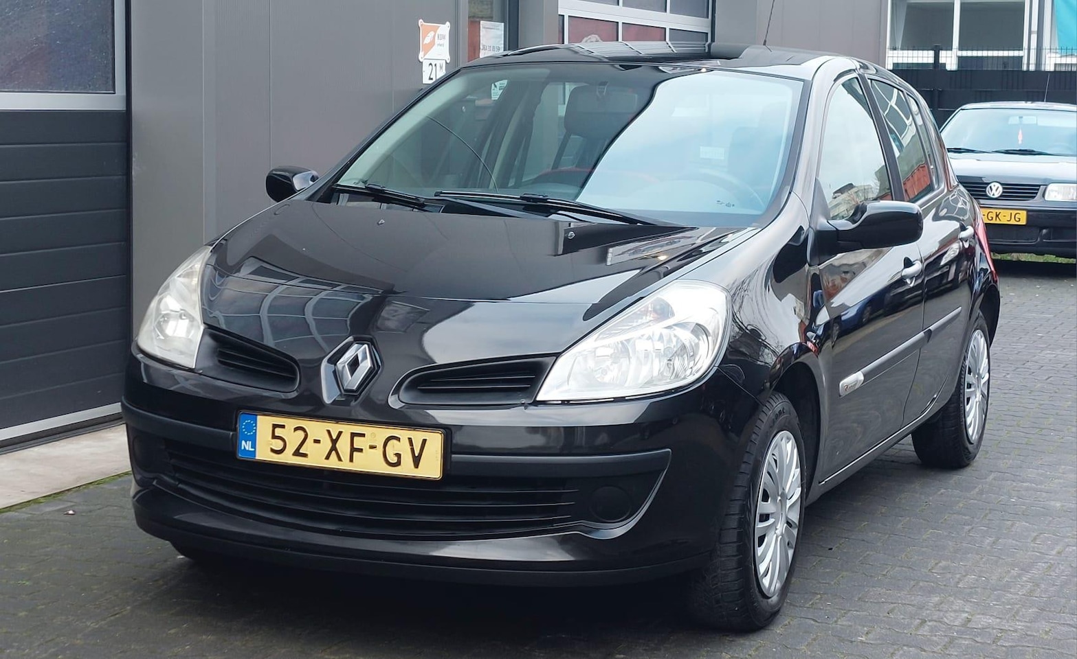 Renault Clio - 1.2 Rip Curl - AutoWereld.nl