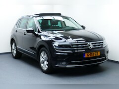 Volkswagen Tiguan - 1.5 TSI ACT Highline. Panodak, Virt Cockpit, Navi, Stoel&StuurVerw, Haak 1800kg