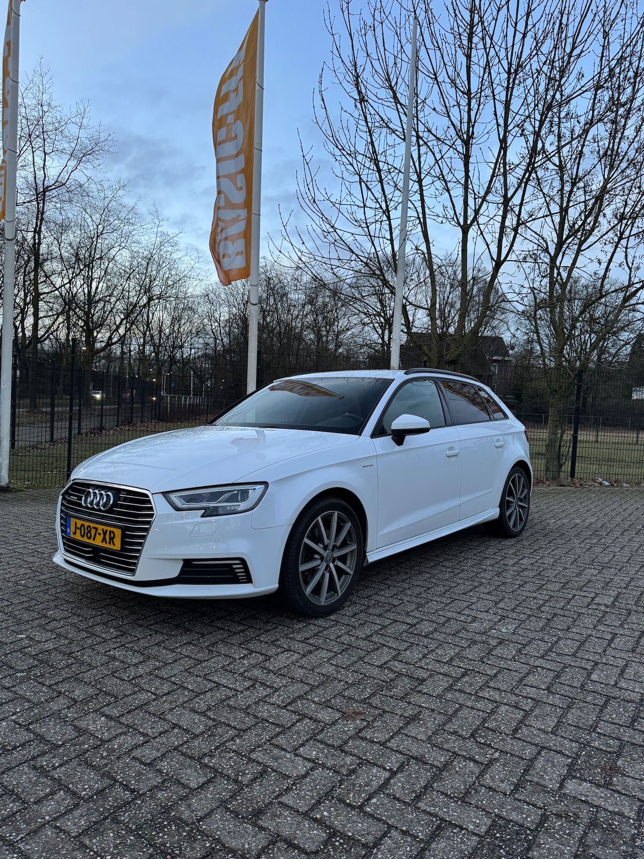 Audi A3 Sportback - 1.4 e-tron - AutoWereld.nl