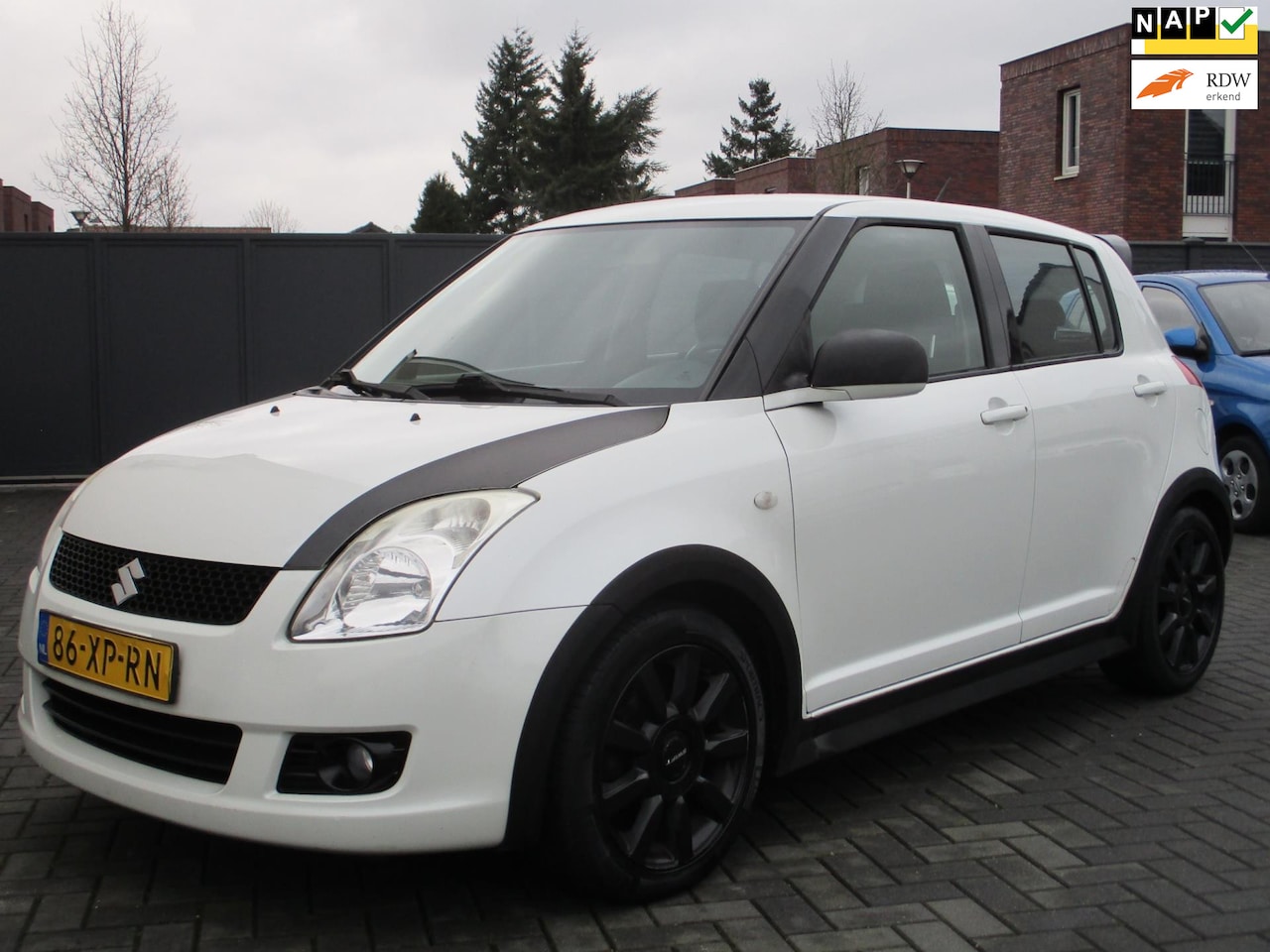 Suzuki Swift - 1.3 Shogun Sport Airco 5 deurs EL Pakket ! - AutoWereld.nl