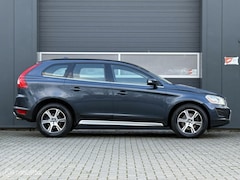 Volvo XC60 - 2.4 D5 AWD Geartronic /Navi/Xenon/PDC-/18inch/TREKHAAK/Volledig top onderhouden/Zeer nette