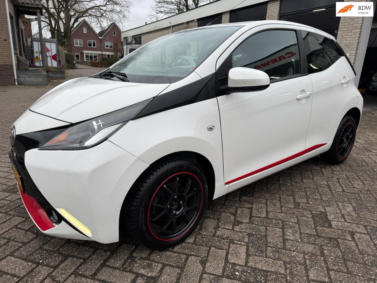 Toyota Aygo - 1.0 VVT-i X AIRCO ORG 72833 KM O.H BOEKJES VOLLEDIG DEALER ONDERHOUDEN GEHAD LUXE UITVOERI - AutoWereld.nl