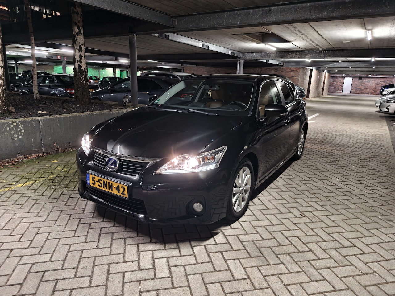 Lexus CT - 200h Business Style - AutoWereld.nl