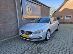 Volvo V60 - 2.0 D4 Kinetic