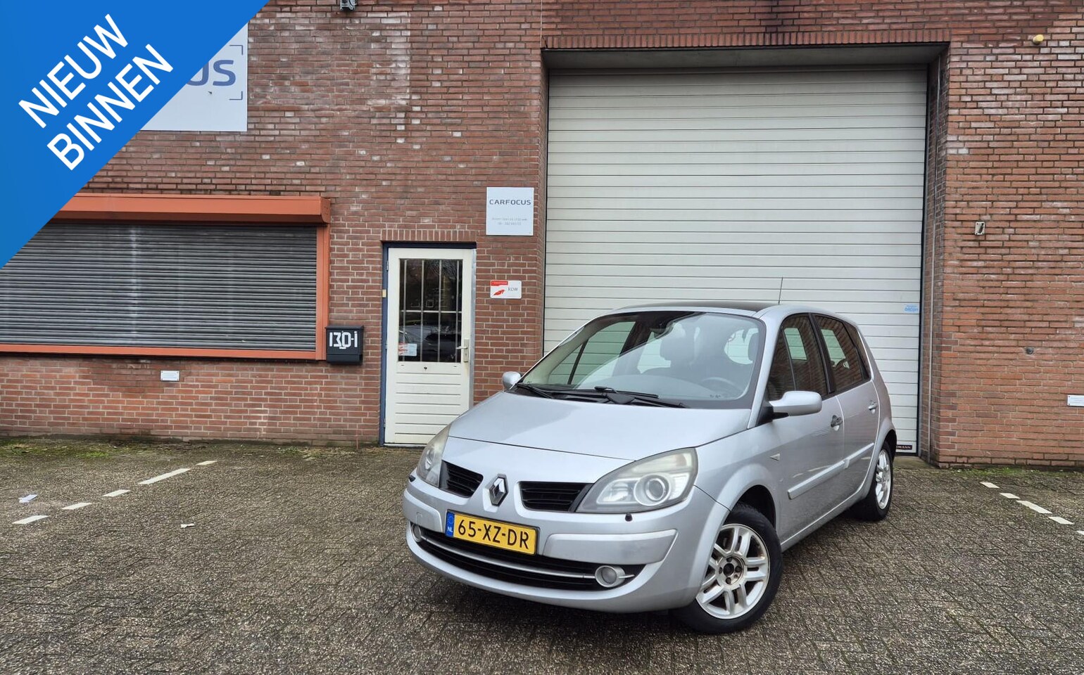 Renault Scénic - 1.6-16V Tech Line 2e eigenaar Navi Leder Pano NAP Cruise Airco APK - AutoWereld.nl