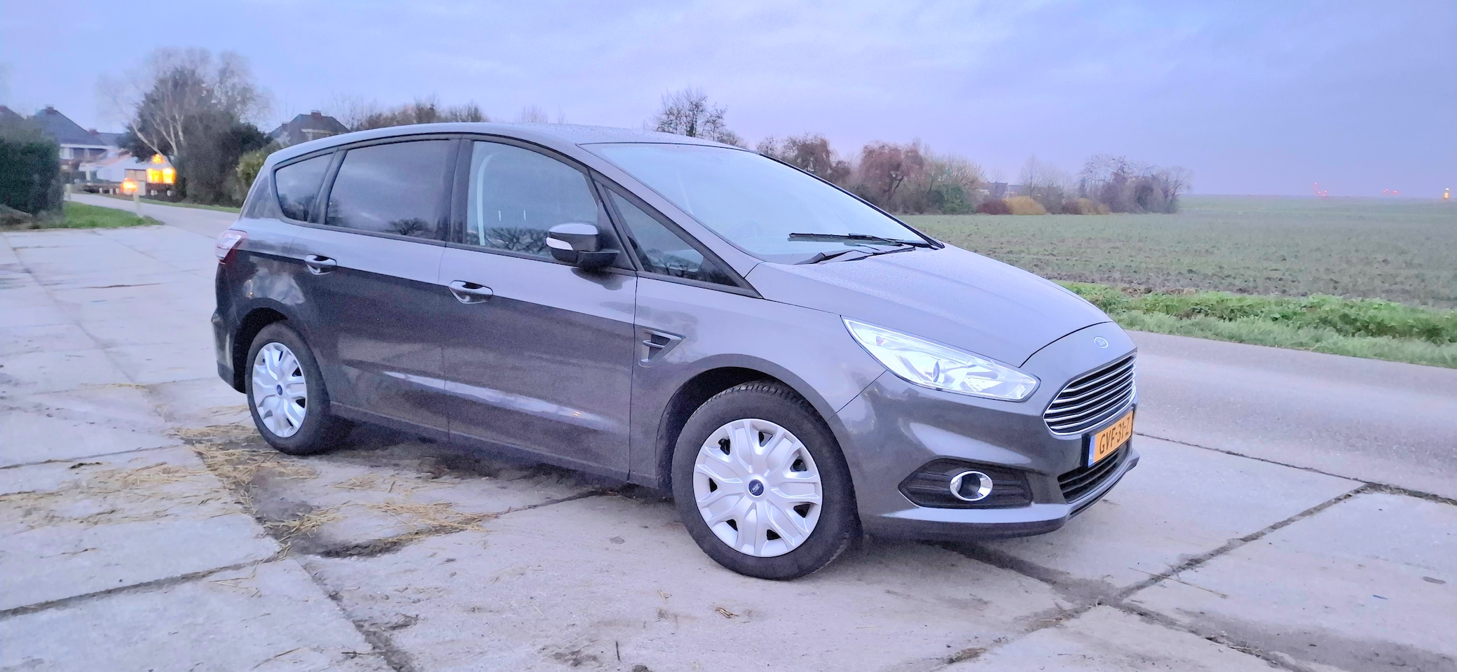 Ford S-Max - 1.5 Trend 7p. - AutoWereld.nl