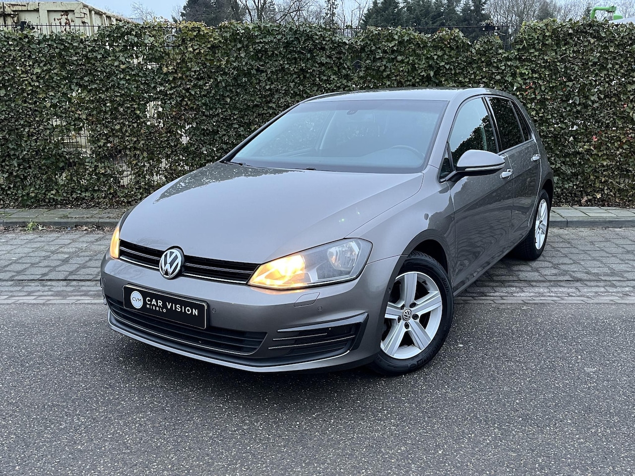 Volkswagen Golf - 1.2 TSI * Cruise * Airco * Garantie * Apk 12-2025 - AutoWereld.nl