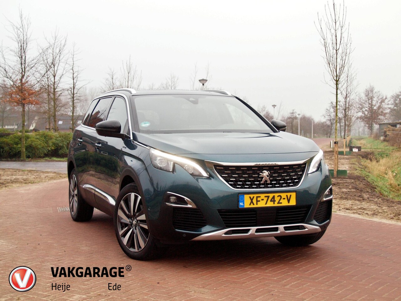 Peugeot 5008 - 1.2 PureTech Blue Lease GT-Line | Panoramadak | Camera | Apple Carplay | Cruise Control | - AutoWereld.nl