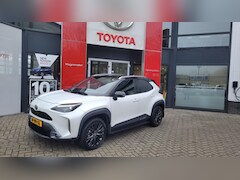 Toyota Yaris Cross - 1.5 Hybrid Adventure Trekhaak 4 Seizoenen banden