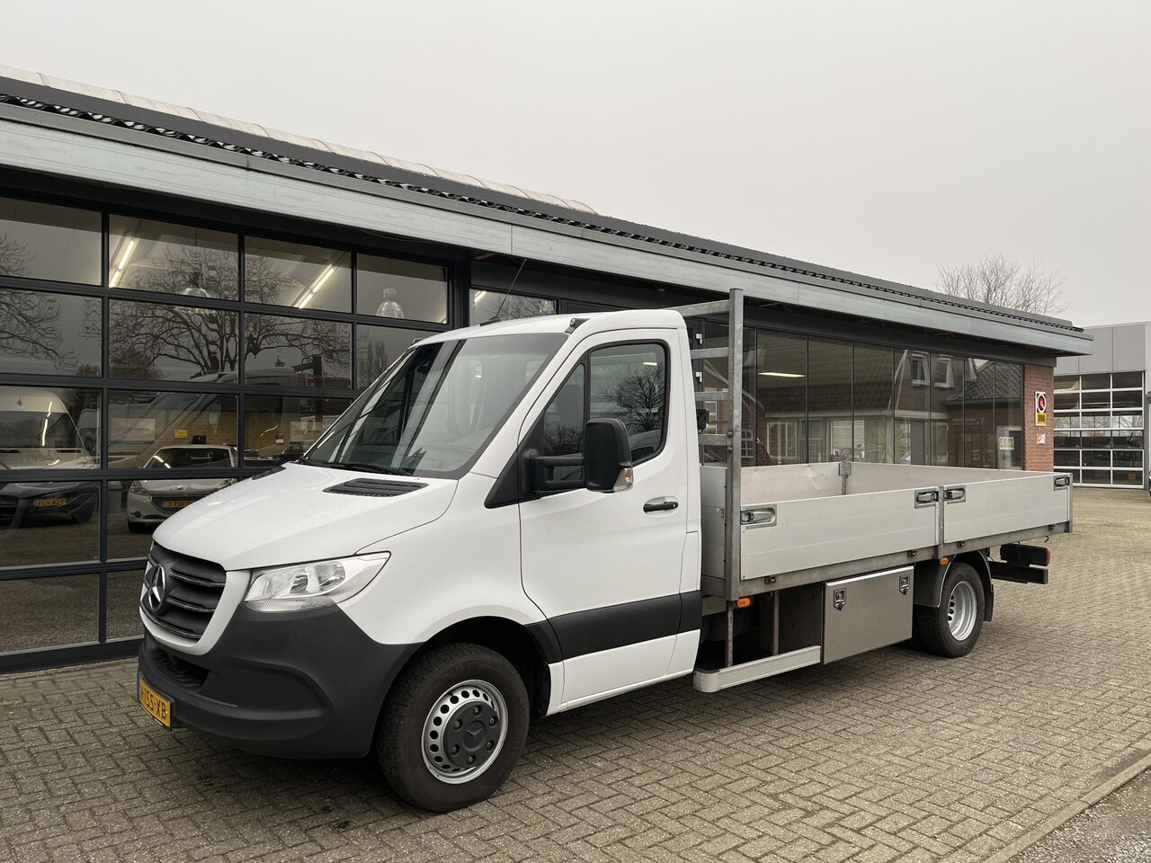 Mercedes-Benz Sprinter - 516 2.2 CDI L3 EURO 6 OPEN LAADBAK | DUBBELLUCHT | 3500KG  TREKHAAK - AutoWereld.nl