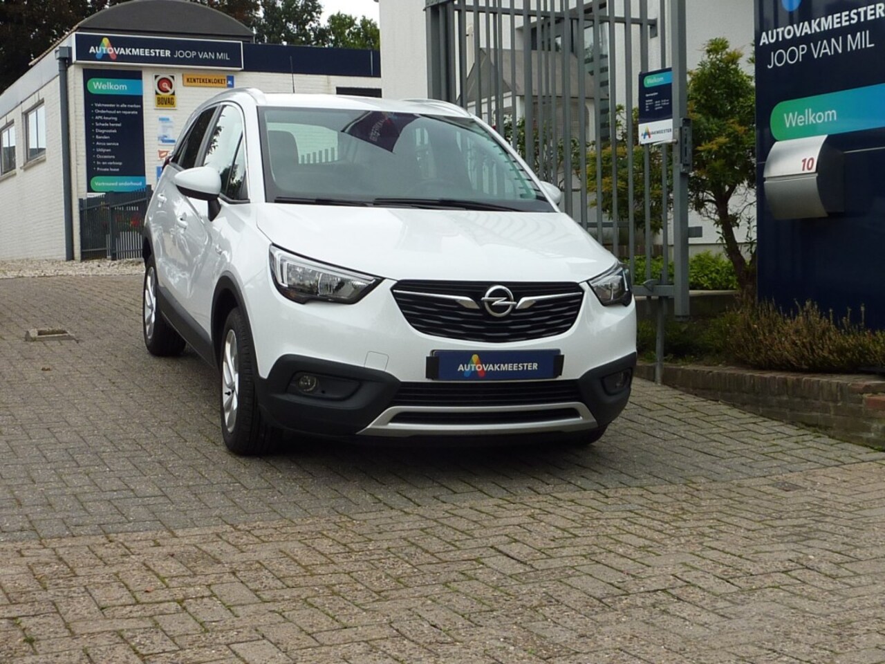 Opel Crossland X - 1.2 T. INNOVATION - AutoWereld.nl