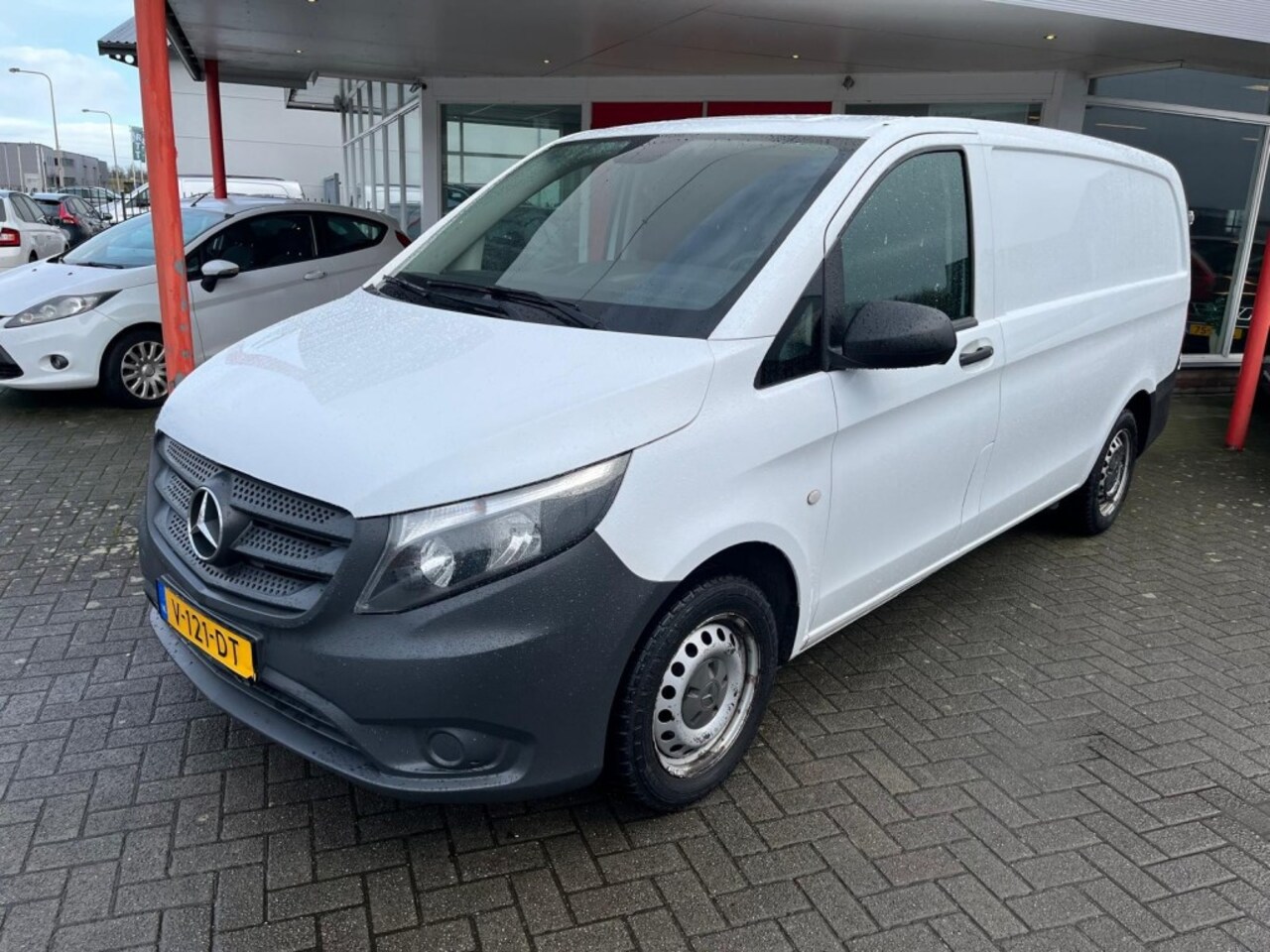 Mercedes-Benz Vito - 114 CDI AUTOMAAT L2H1  Lang Airco Cruise - AutoWereld.nl