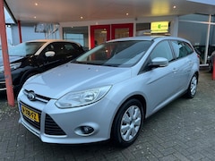 Ford Focus Wagon - 1.6 Ti-vct 77KW 2011 Grijs Dealer onderhouden /trekhaak