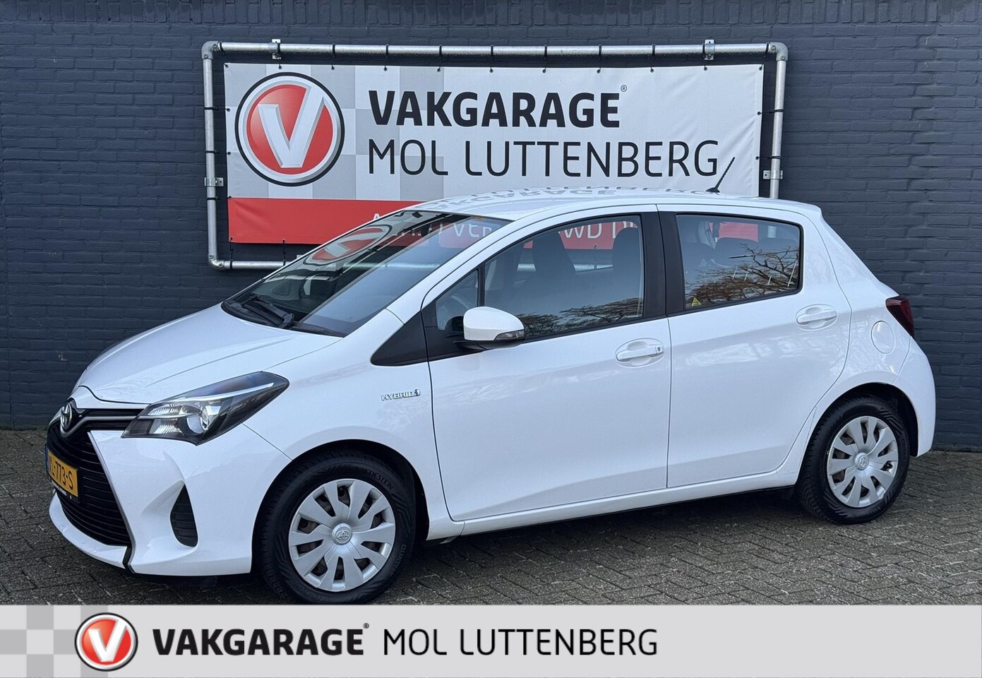 Toyota Yaris - 1.5 Full Hybrid 100pk 5D Aut Aspiration - AutoWereld.nl