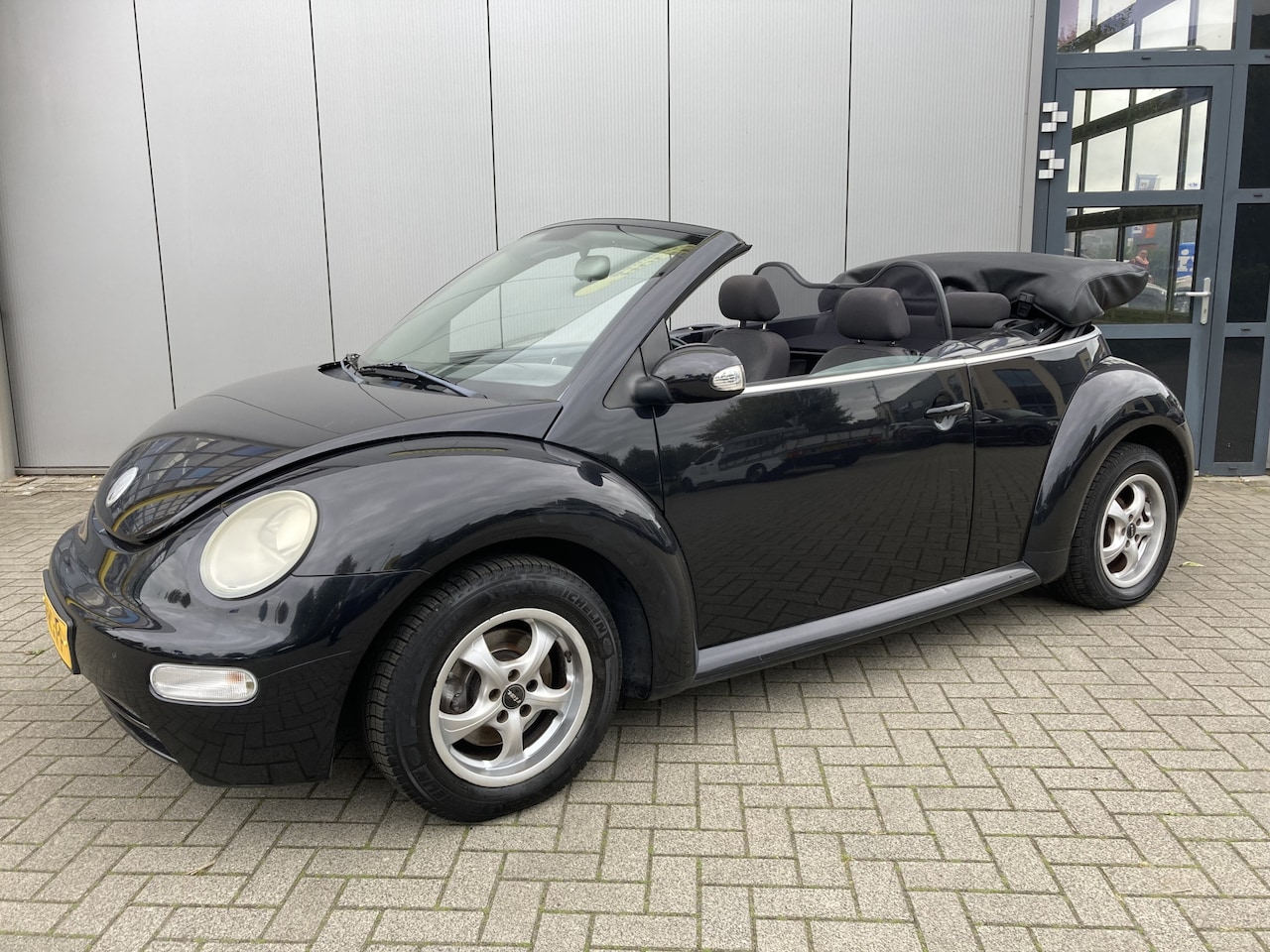 Volkswagen Beetle Cabriolet - 1.6 Leer | Afdekhoes | windschot - AutoWereld.nl