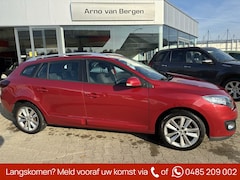 Renault Mégane Estate - 1.2 TCe Expression, climatronic, cruisecontrol, multi media navigatie systeem, pdc, afkoms