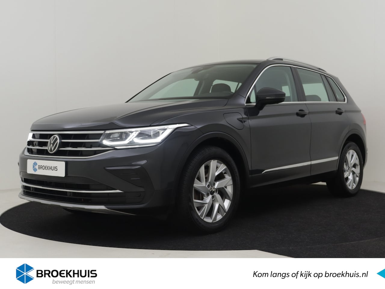 Volkswagen Tiguan - 1.4 TSI eHybrid Elegance 245pk | Adaptief cruise control | Navigatie | IQ led koplampen | - AutoWereld.nl