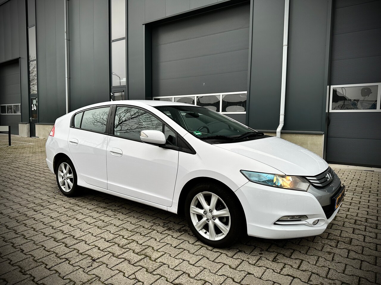 Honda Insight - 1.3 Elegance 1.3 Hybrid AUT 2010 | NAP | APK TOT 01/2026 - AutoWereld.nl