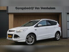 Ford Kuga - 1.5 150PK Titanium Styling Pack Pano.Dak Groot Navi A-Camera Keyless Trekhaak 18inch LM Xe