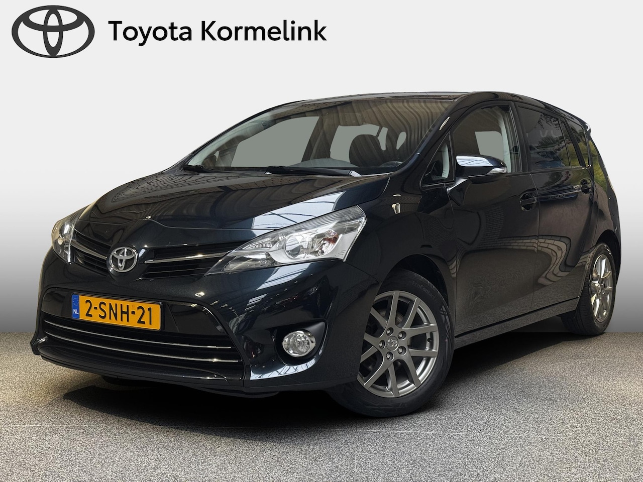 Toyota Verso - 1.8 VVT-i Business 1.8 VVT-i Business - AutoWereld.nl