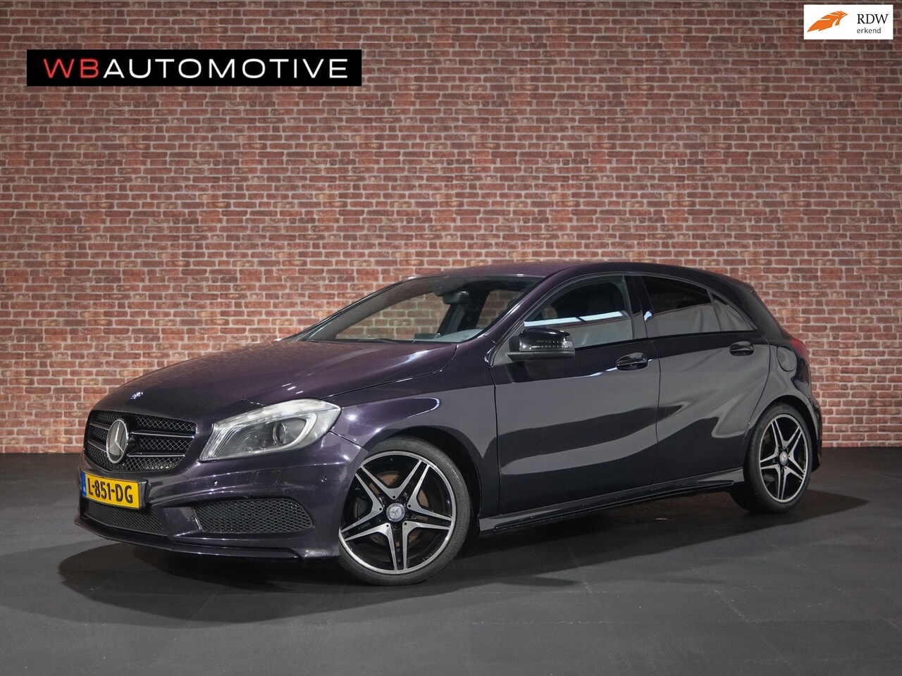 Mercedes-Benz A-klasse - 200 Prestige AMG Clima Cruise Carplay - AutoWereld.nl