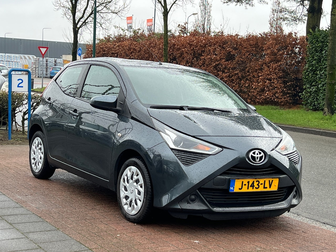 Toyota Aygo - 1.0 X-Play *Dlr. Onderhouden|APK 09-2026 - AutoWereld.nl