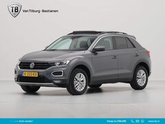 Volkswagen T-Roc - 1.5 TSI 150pk Style Panorama Trekhaak Virtual Cockpit Led