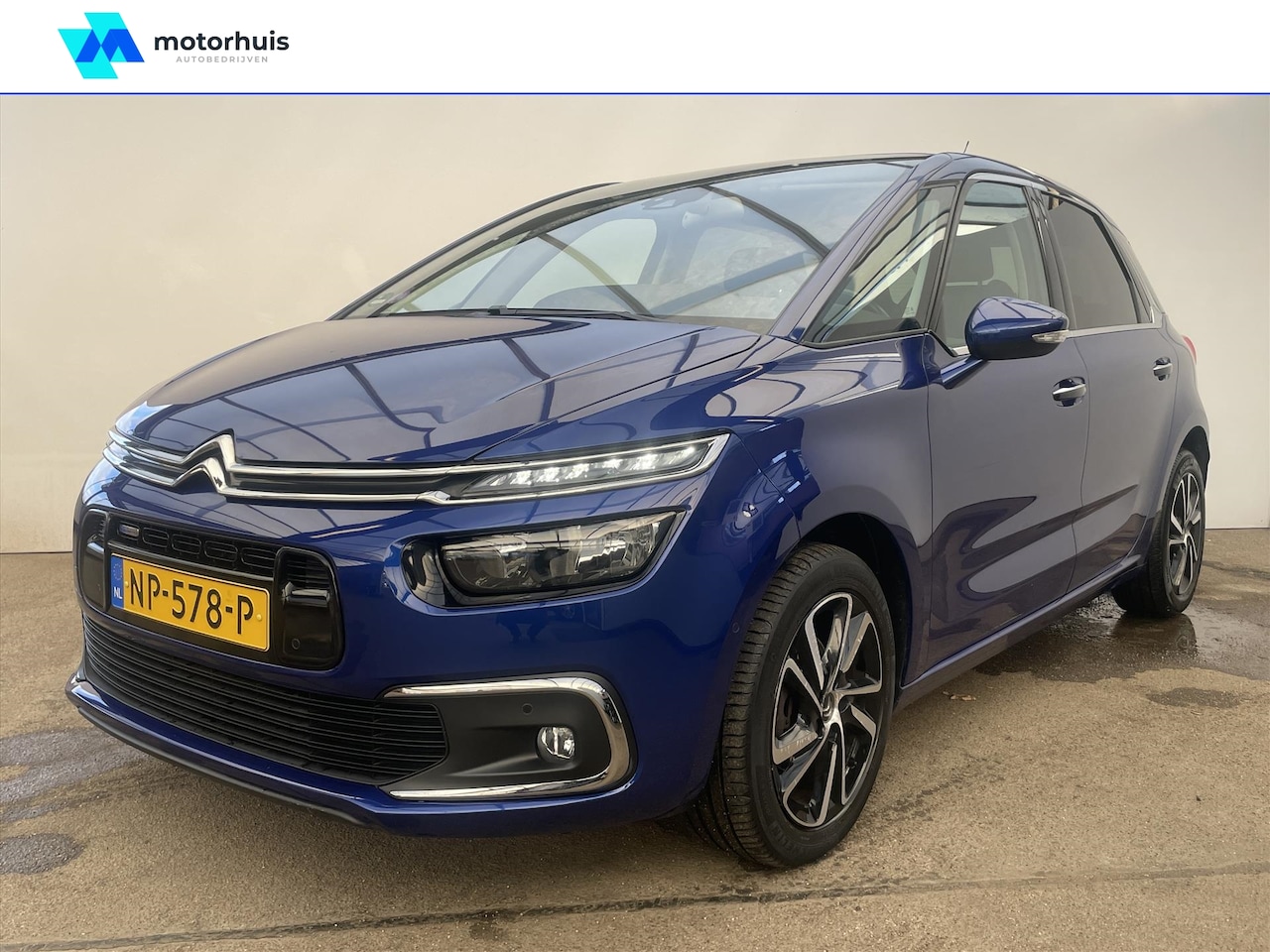 Citroën C4 Picasso - 1.2 130pk Automaat Feel Navi/Camera/Carplay - AutoWereld.nl