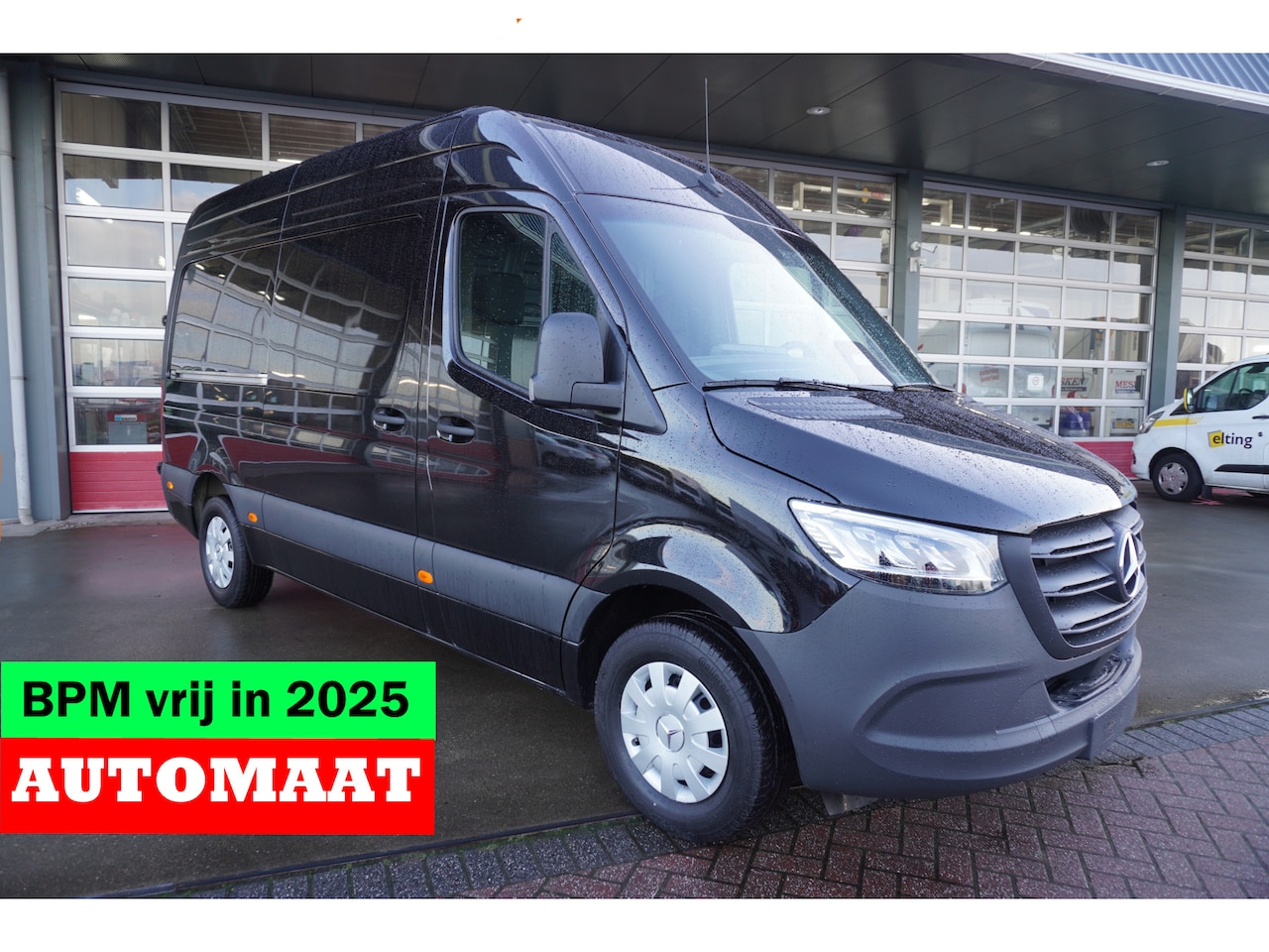 Mercedes-Benz Sprinter - 317 CDI 170PK L2H2 Pro automaat Schuifdeur Links en Rechts Trekhaak 3.500 KG | Climate | a - AutoWereld.nl