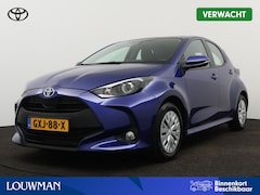 Toyota Yaris - 1.5 Hybrid Active Limited | Voorstoelen verwarmd | 27-1 Binnen Leseman