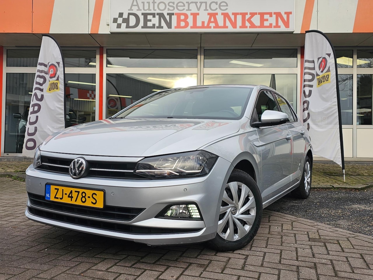 Volkswagen Polo - 1.0 TSI Comfortline BJ.2019 / Navi / Half Leder / Sportstoelen / Alarm / Pdc !! - AutoWereld.nl