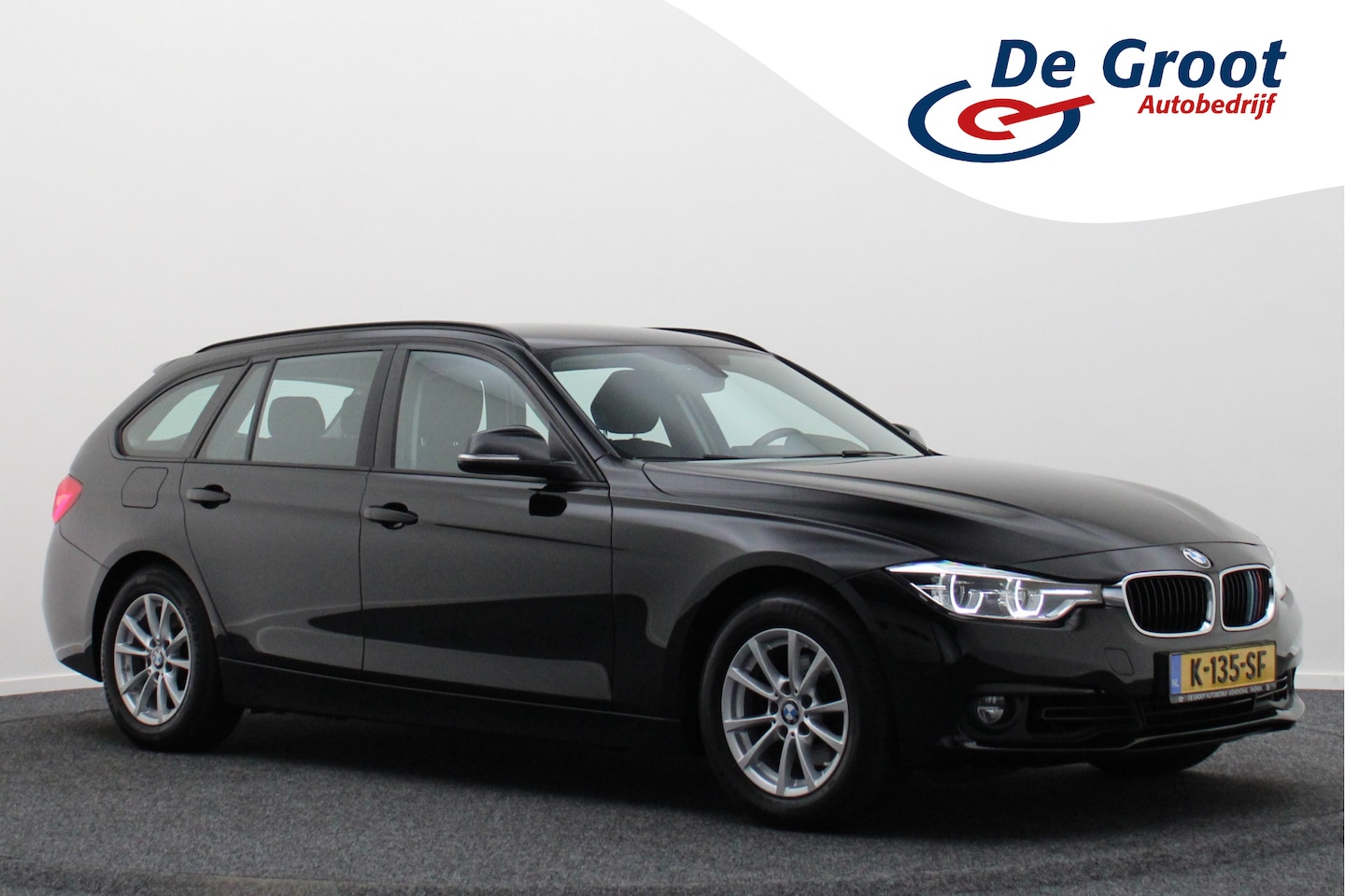 BMW 3-serie Touring - 318i High Executive Automaat LED, Navigatie, PDC, Stoelverwarming, Climate, Cruise, Trekha - AutoWereld.nl