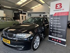 BMW 1-serie - 118i Business Line