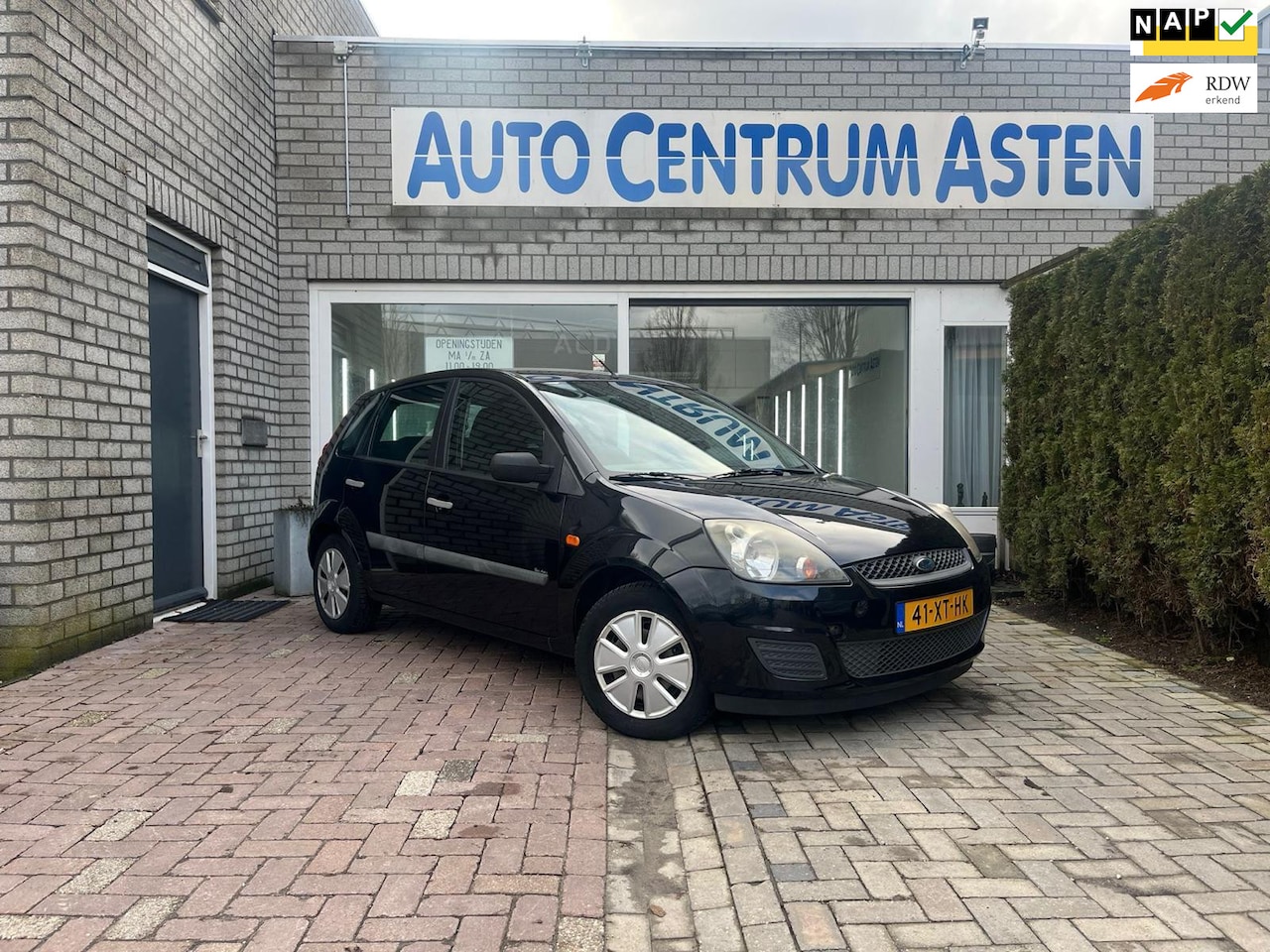 Ford Fiesta - 1.3-8V Cool & Sound - AutoWereld.nl