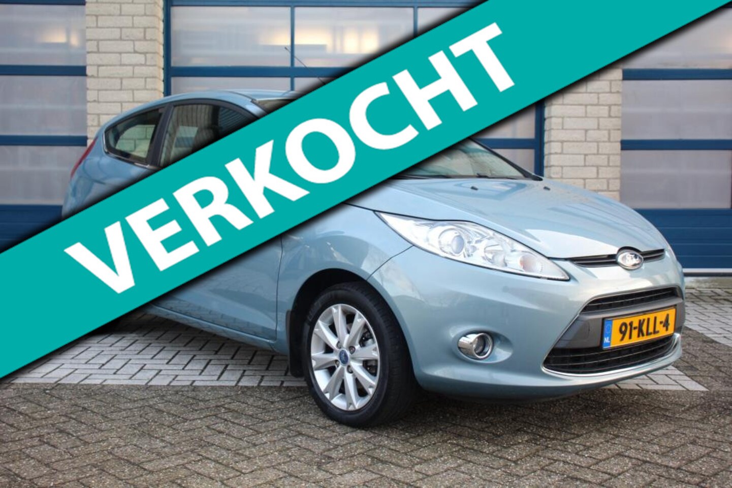 Ford Fiesta - 1.4 Ghia Automaat - Clima - isofix - bluetooth - trekhaak - NAP - AutoWereld.nl