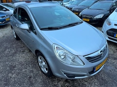 Opel Corsa - 1.0-12V Essentia