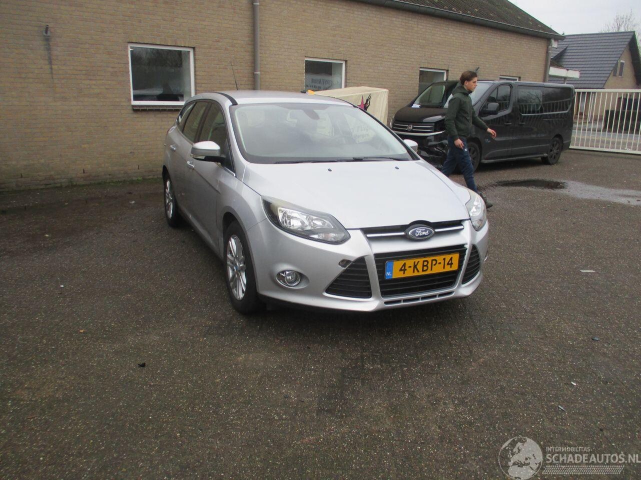 Ford Focus Wagon - 1.0 Ecob Titanium REST BPM 300 EURO !!!!!! - AutoWereld.nl